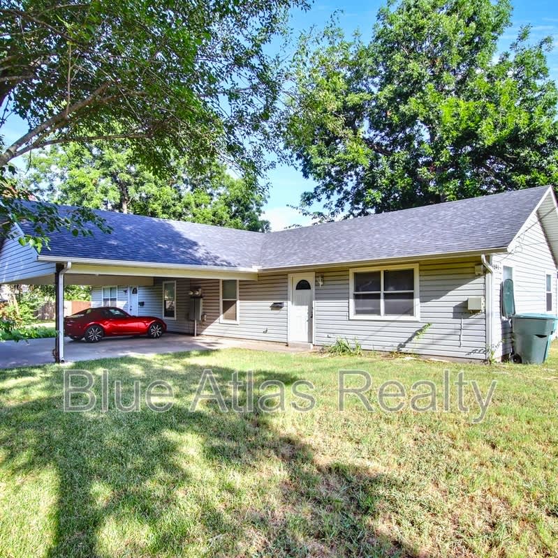 1201 South Travis Street - A