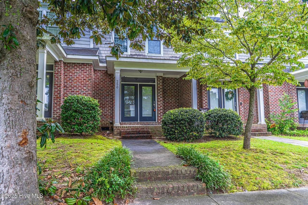 250 East Delaware Avenue