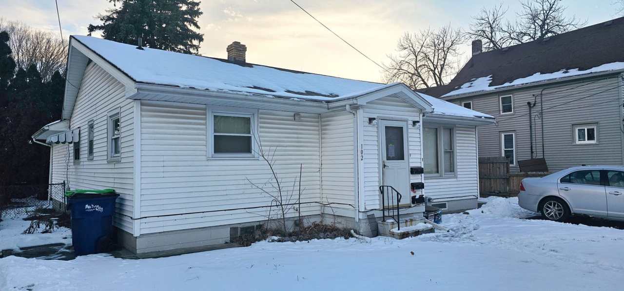 102 E North Union St, Bay City, MI 48706