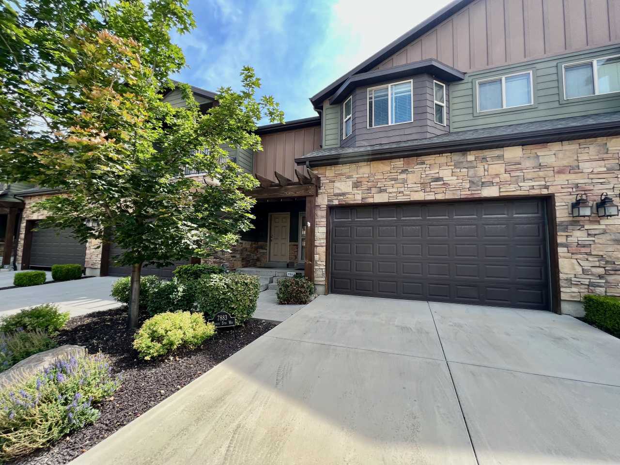 7883 S Summer Station Way