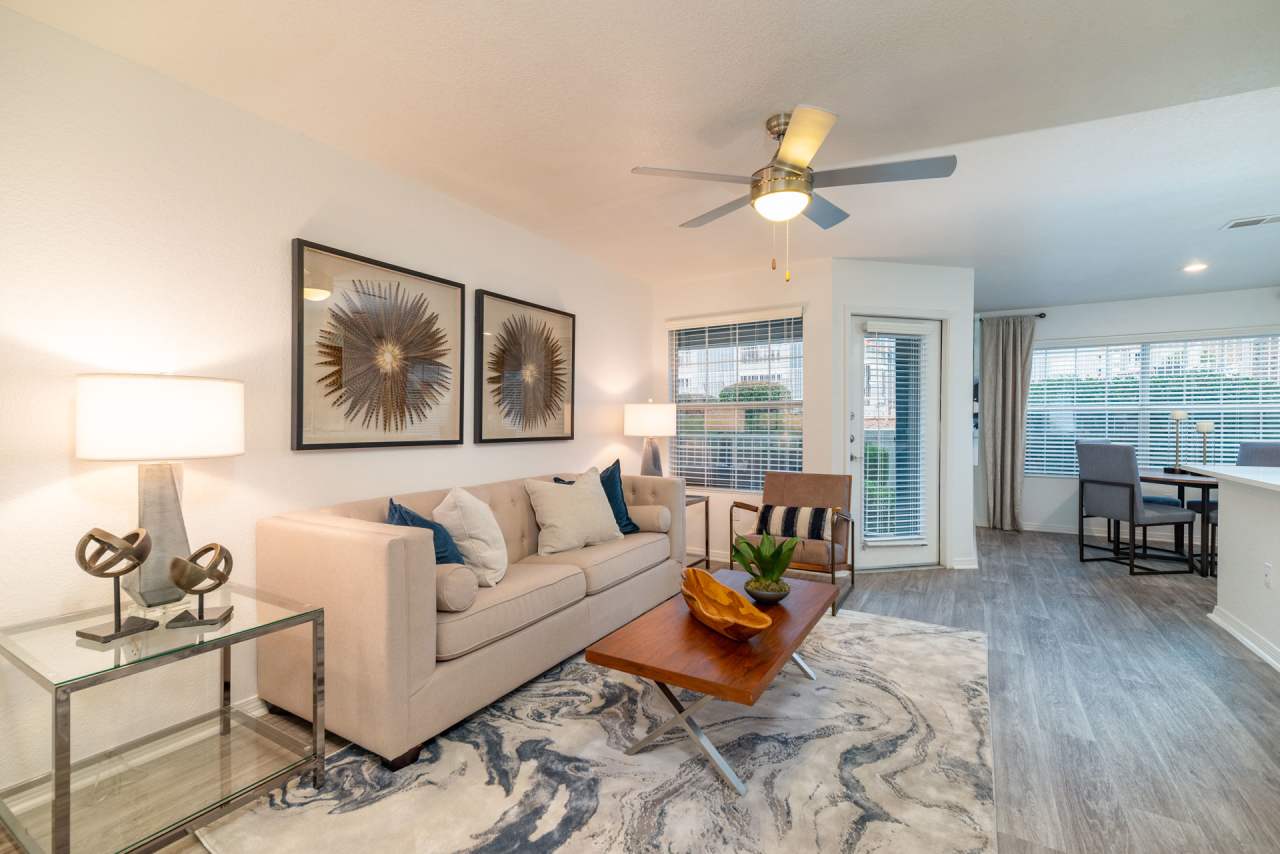 La Ventana Apartments