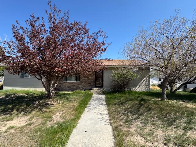 1112 West Saratoga Avenue