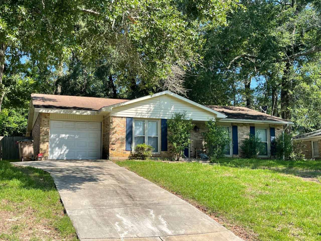 Close to South Alabama 3/2 Single Car Garage