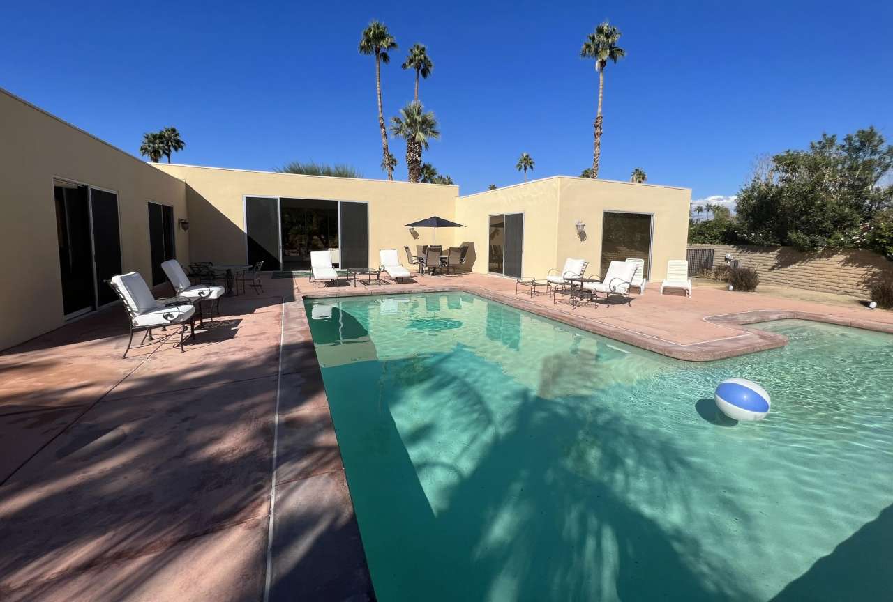 39080 Kilimanjaro Court