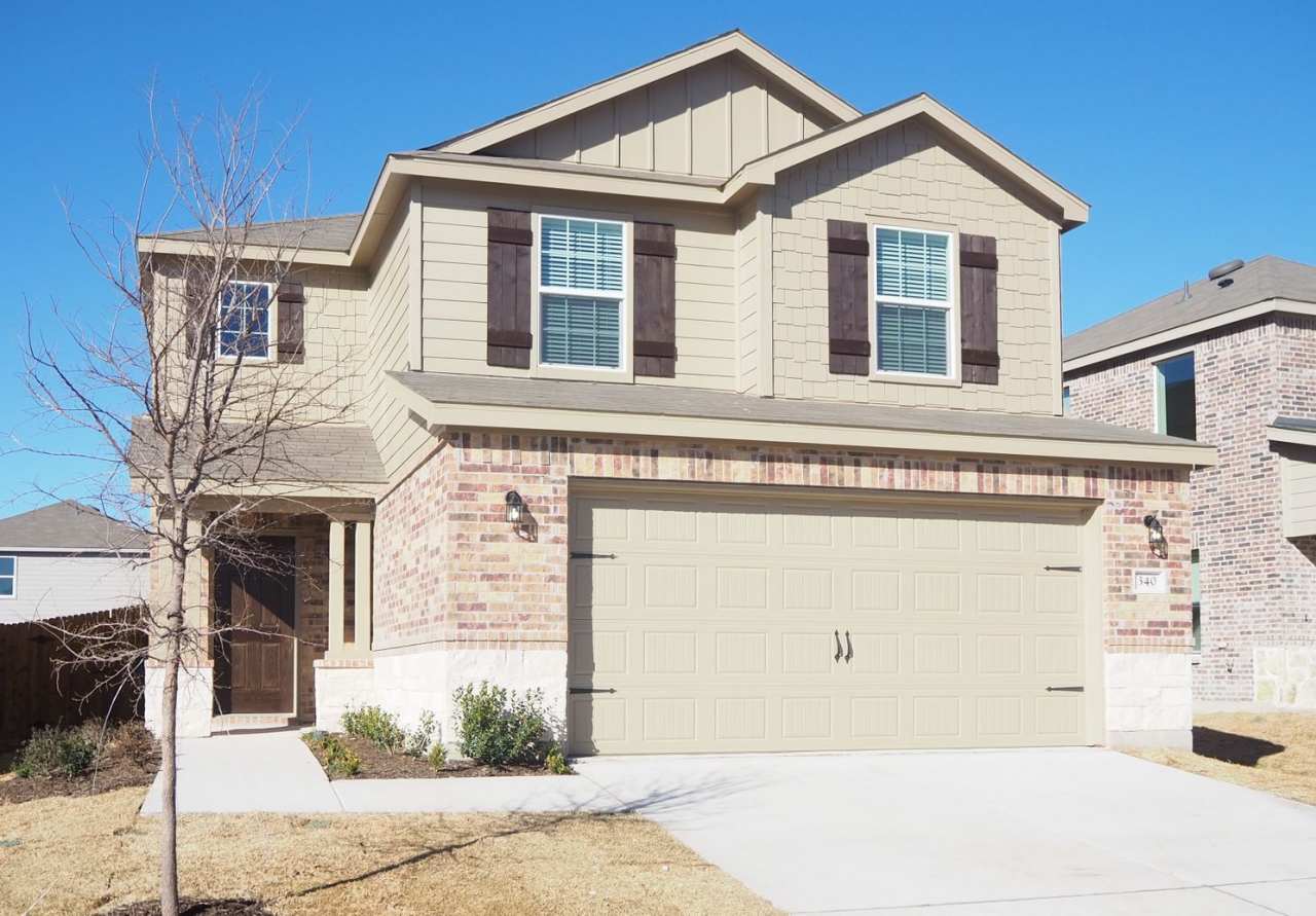3 Bed 2.5 Bath Home in Van Alstyne 50% OFF FIRST MONTH'S RENT