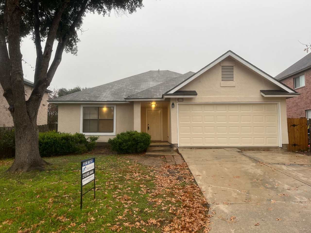 8230 Cantura Mills, Converse, TX. 78109