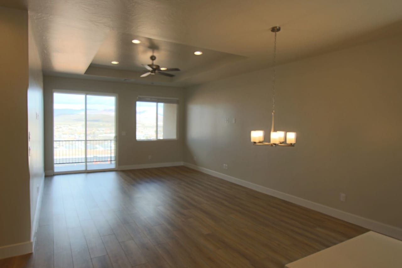 BRAND NEW: 2170+ SQFT and majestic VIEWS