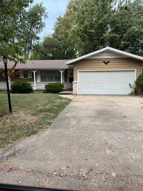 2545 South Nettleton Avenue