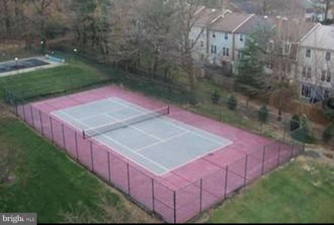 2059 HUNTINGTON Avenue unit: 111