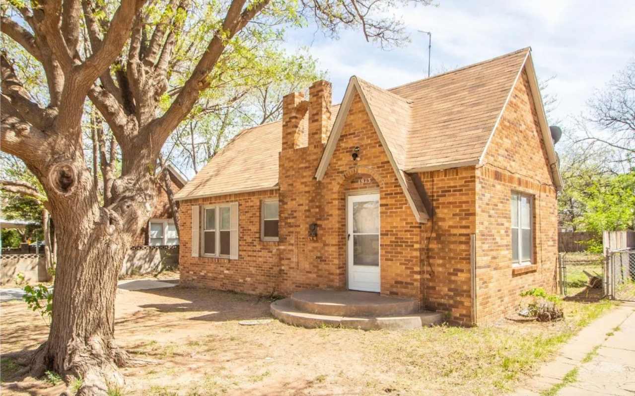 Great 3 Bedroom 1 bathroom house close to TTU!