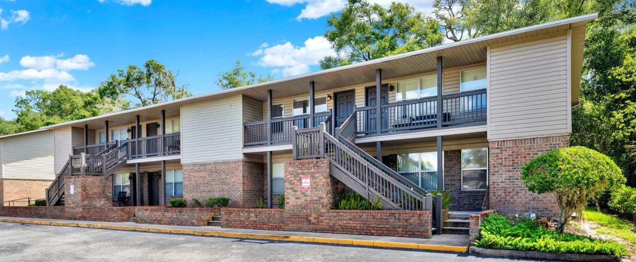 ***CUTE 1 BED 1 BATH APARTMENT***