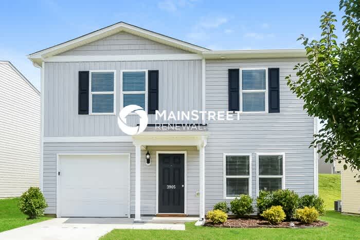 3905 Vershire Avenue