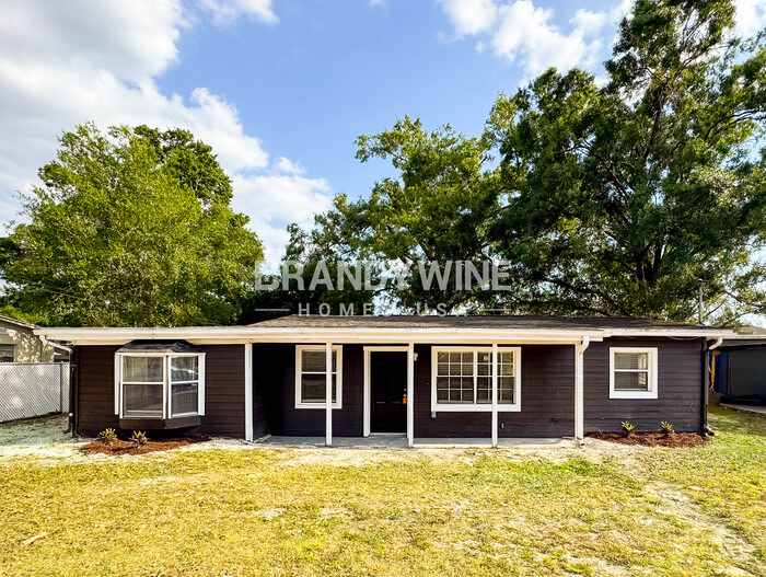2114 Carroll Place