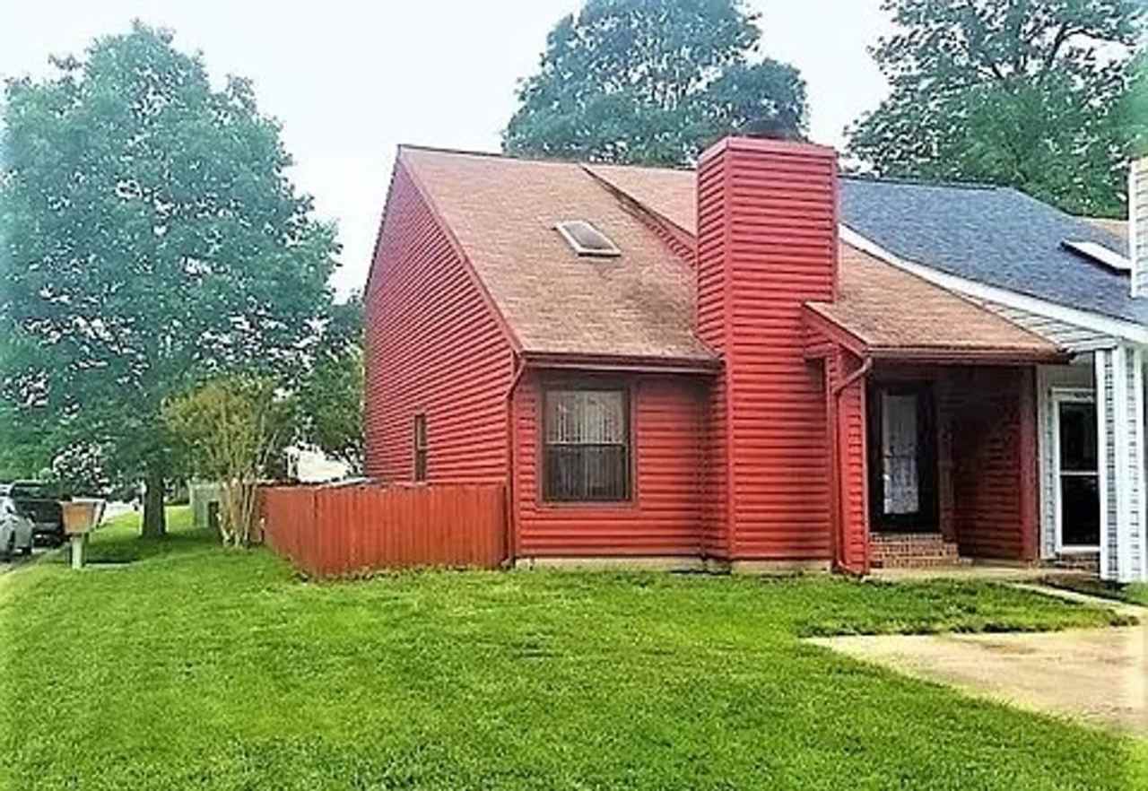 COLONY OAKS @ Indian Lakes