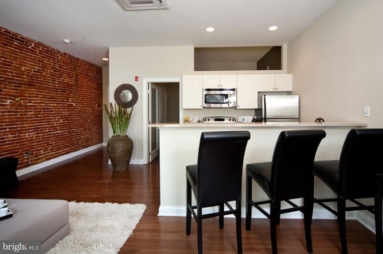 1201 N CHARLES STREET unit: 2Br