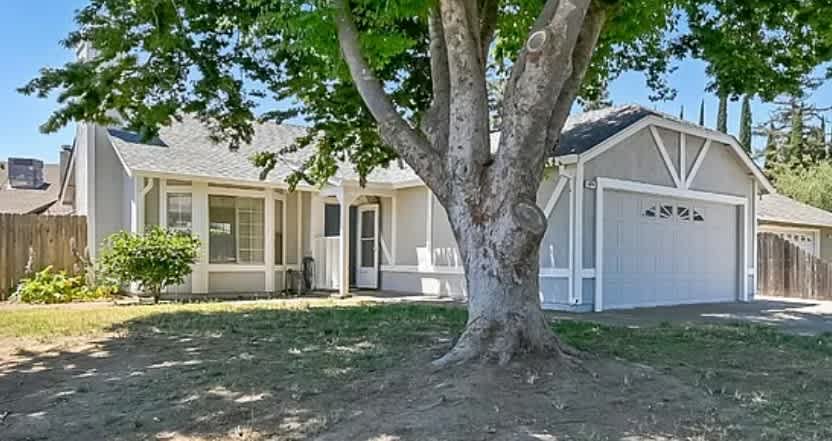 1074 Beechwood Street