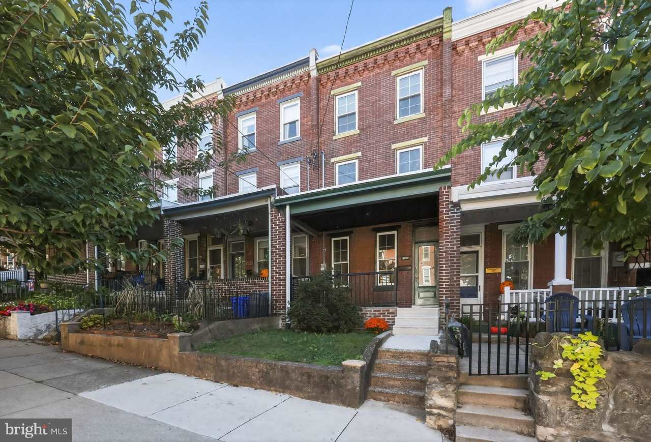 3560 NEW QUEEN Street