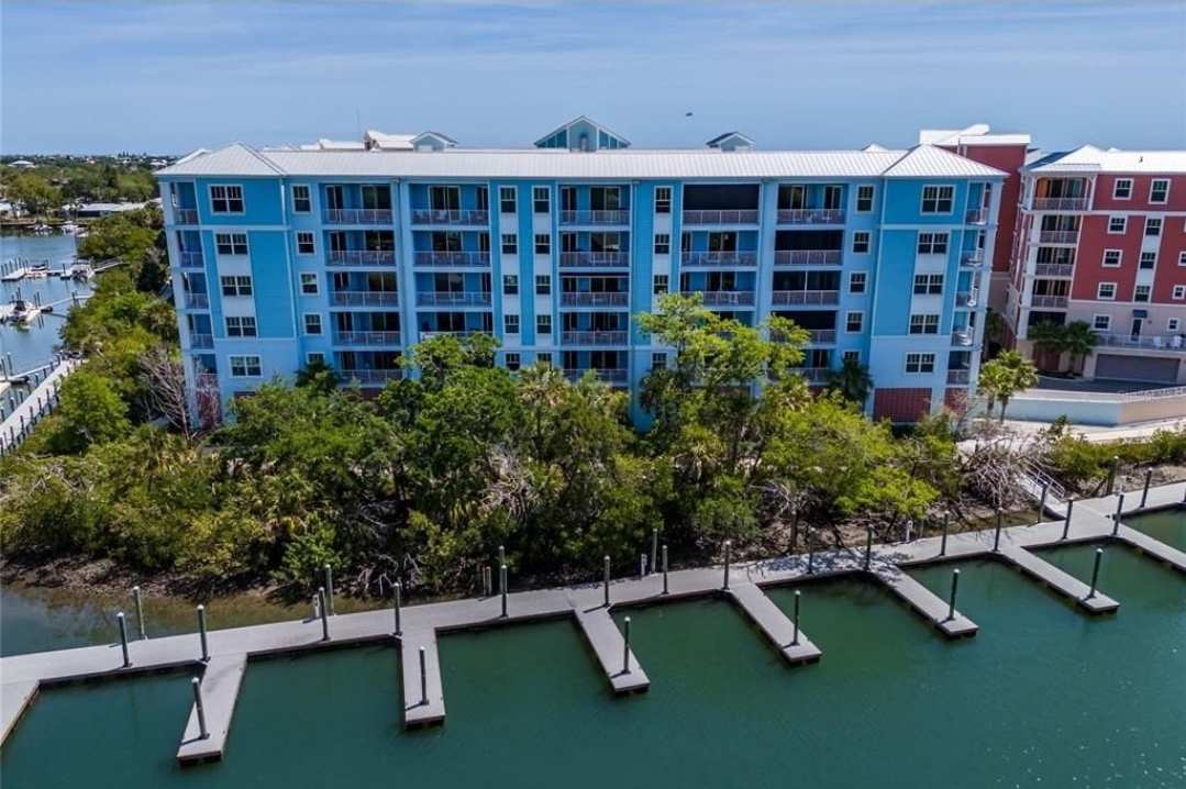 3 Riverwalk Drive - 404