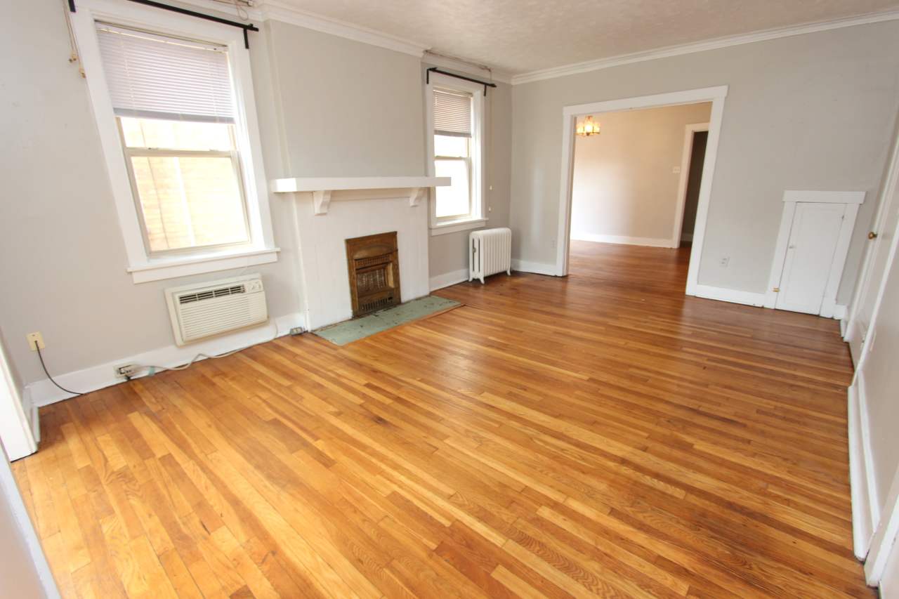 5627 HOBART STREETAPT B-31