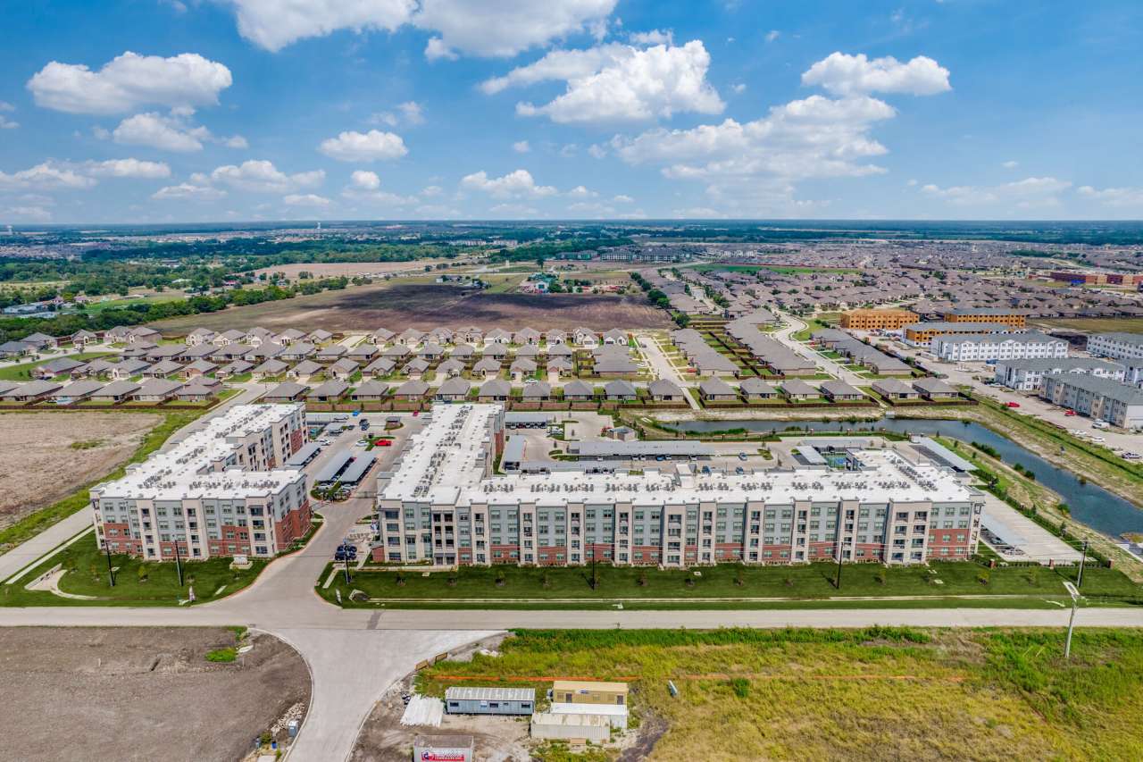 Palladium East Foster Crossing