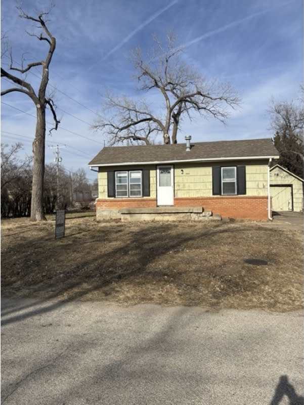 1030 West 14th Avenue