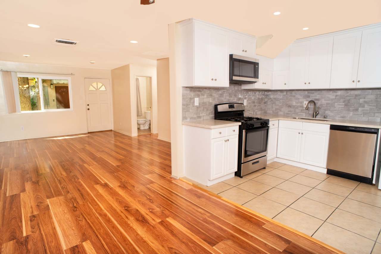 17151 Roscoe Blvd, Unit 18