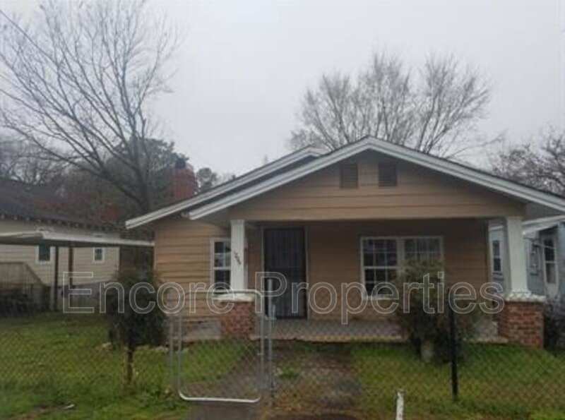 1209 North Hyde Park Avenue