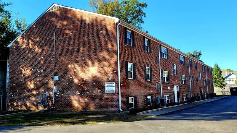 3810 Chamberlayne Ave