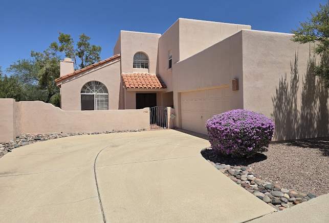 3074 Palomino Park Loop