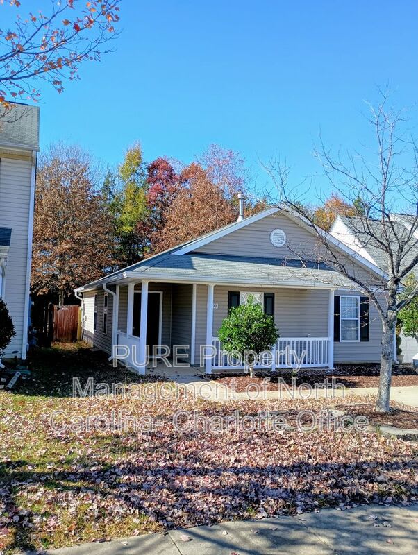 5700 Henderson Oaks Dr