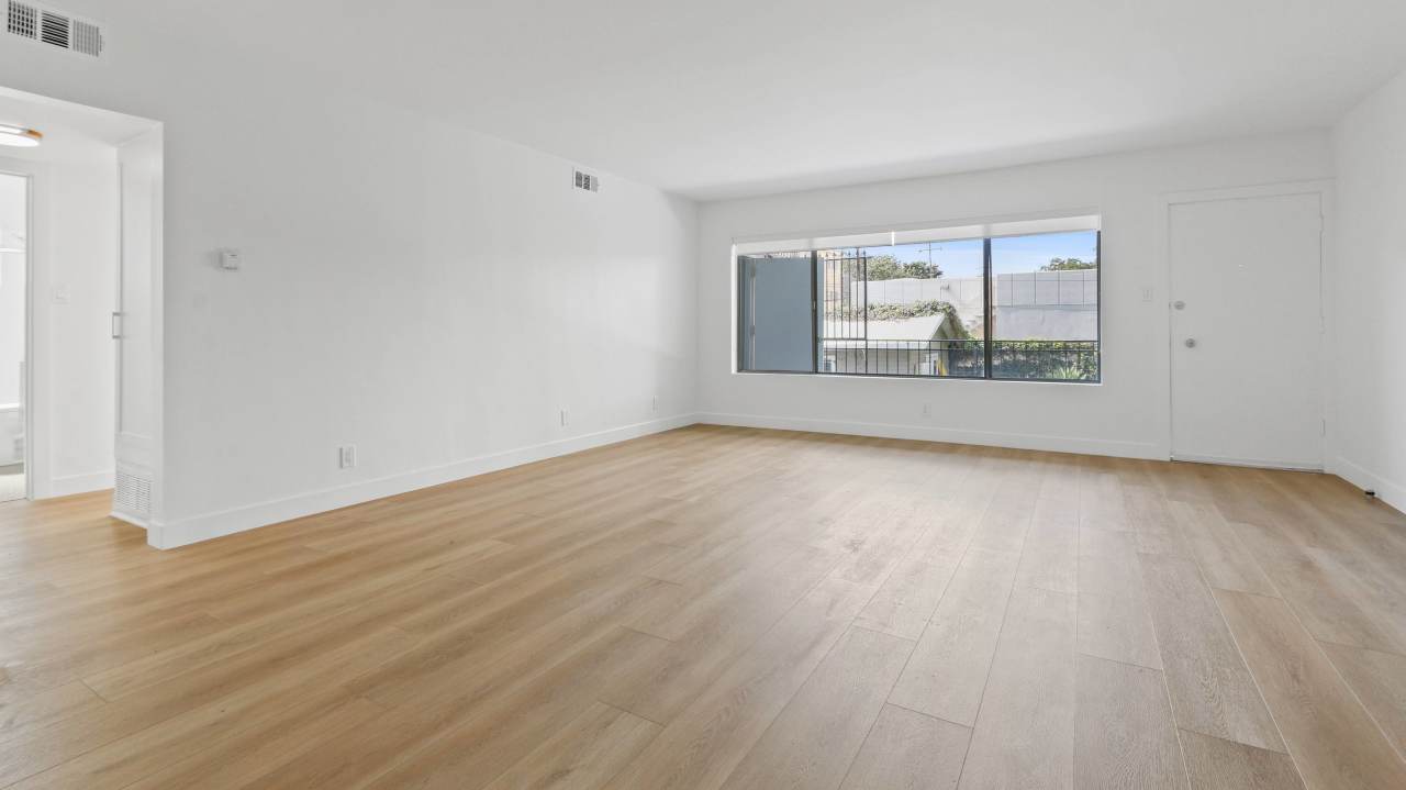 1128 7th Street