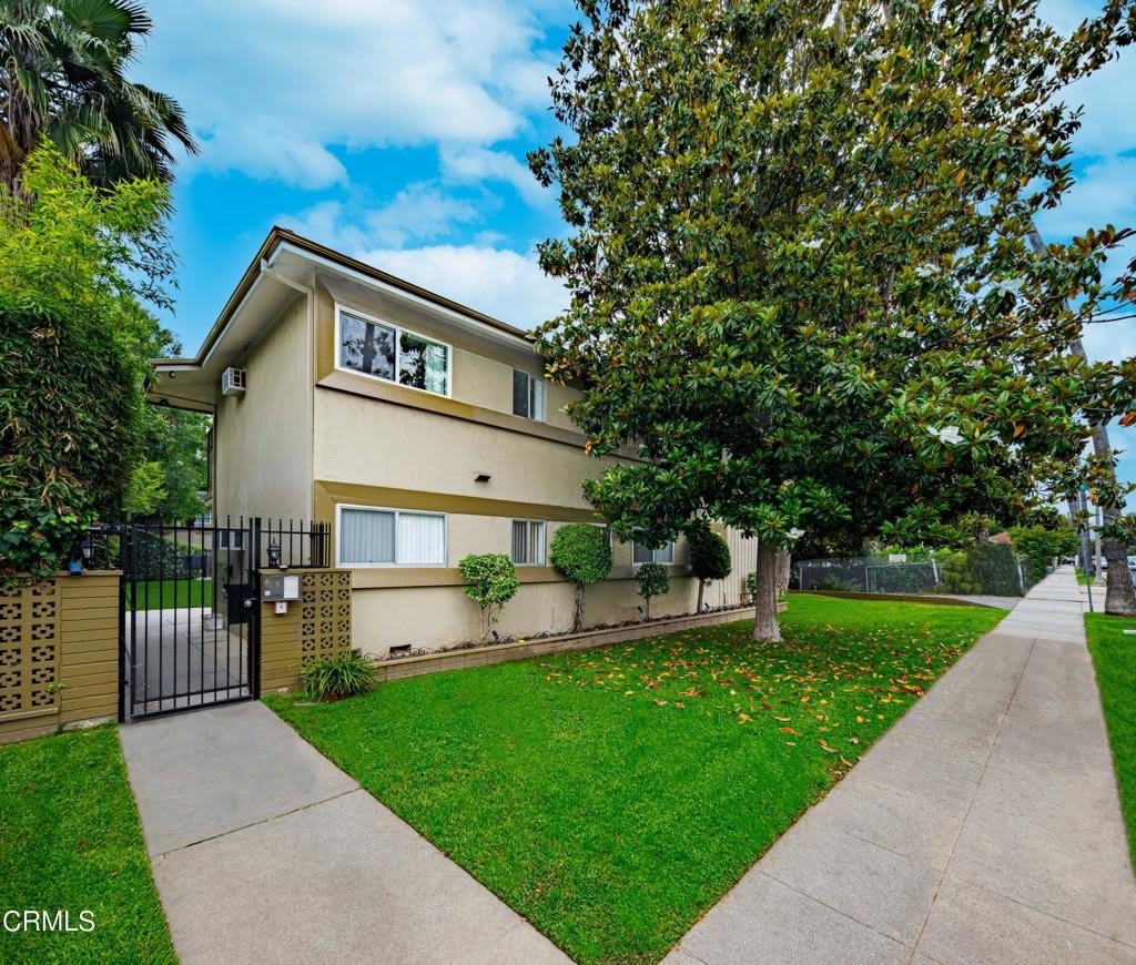 720 E Mountain Street