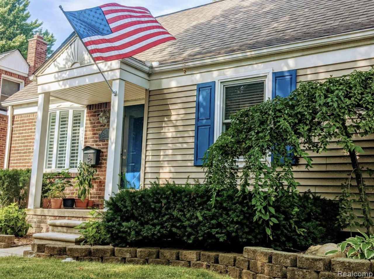 2915 N Connecticut Avenue