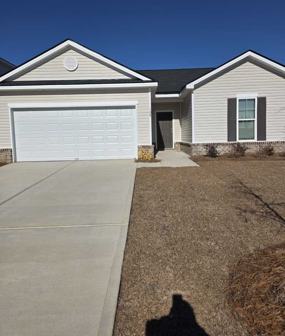 108 Monarchos Street