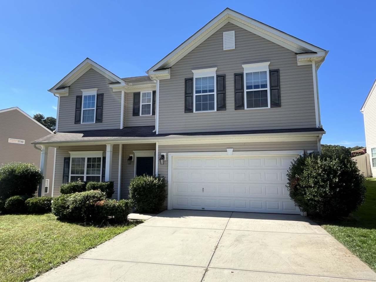 Beautiful 2 story, 5 Bedroom home in Waterside Landing in Kannapolis