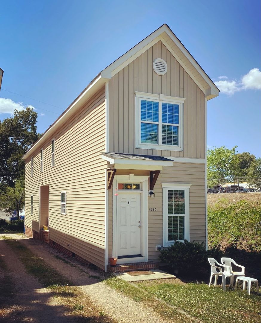 3925 Lexington Dr. - For Rent