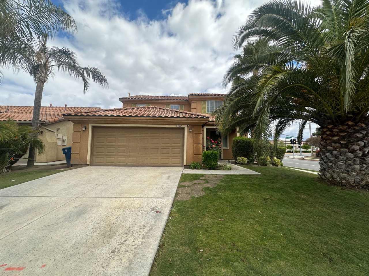 2-story Single family home in the SW