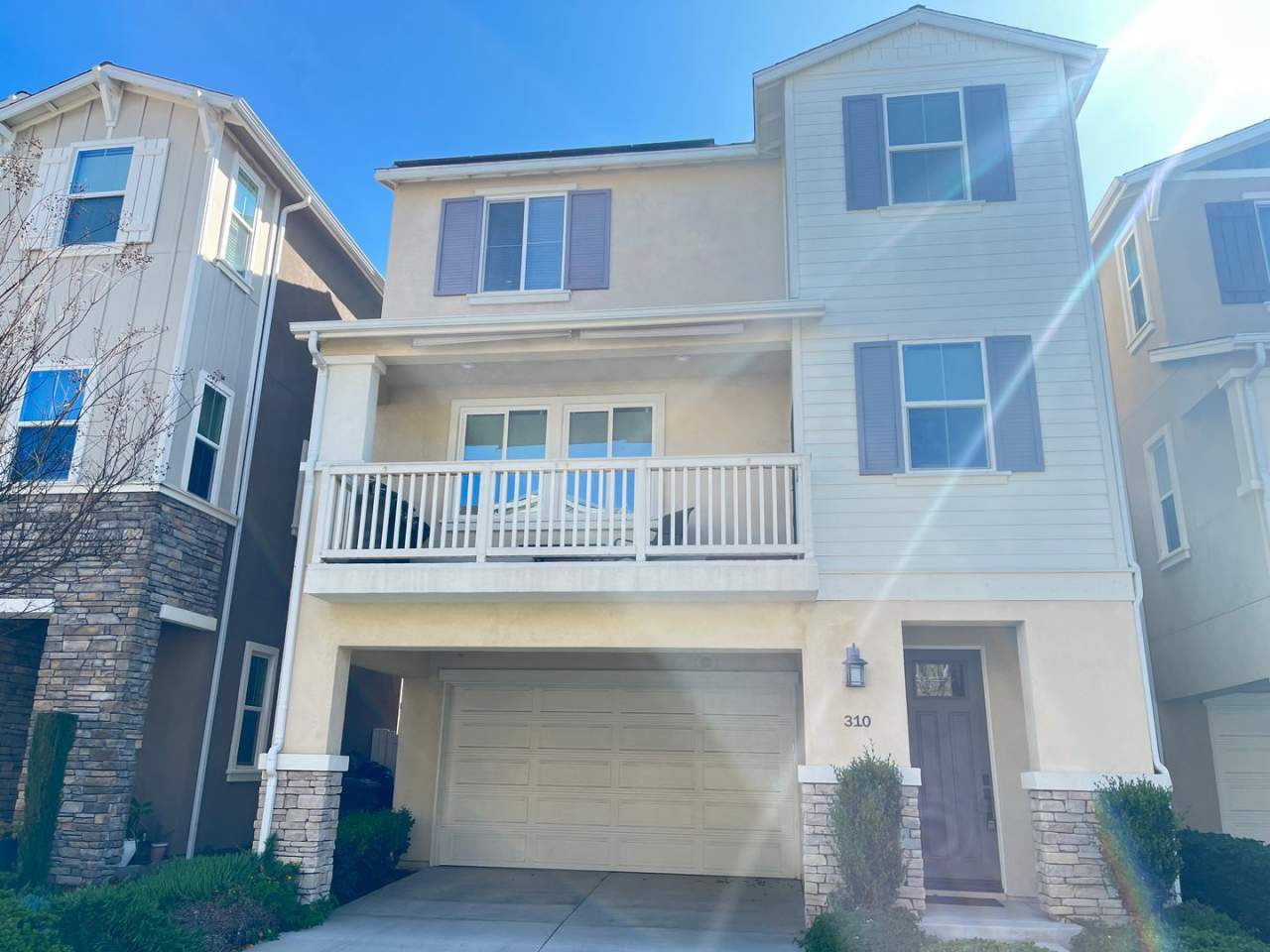 Newer 3 Bed 2.5 Bath Single Family Home in Anaheim with Solar!