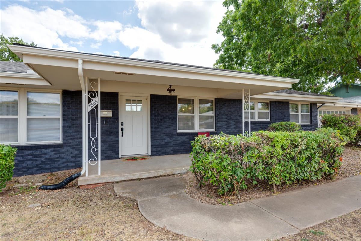 3308 Northwest Atlanta Avenue