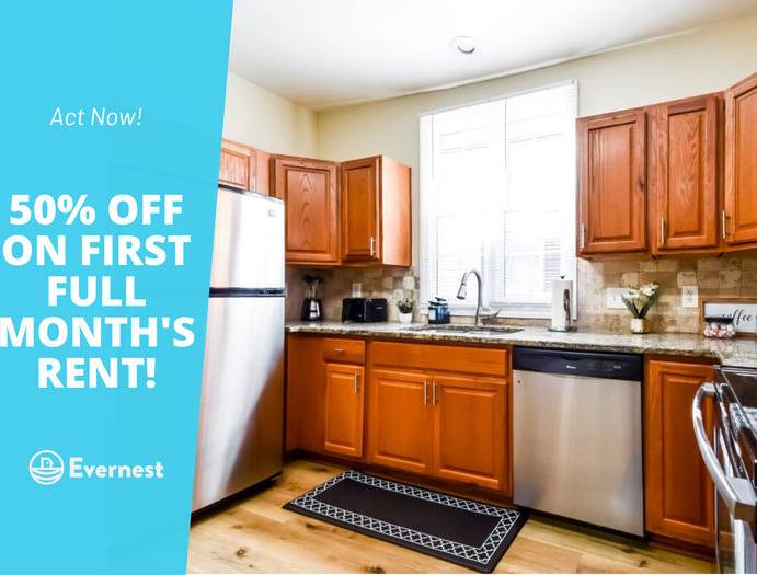 951 Violet Street Southeast