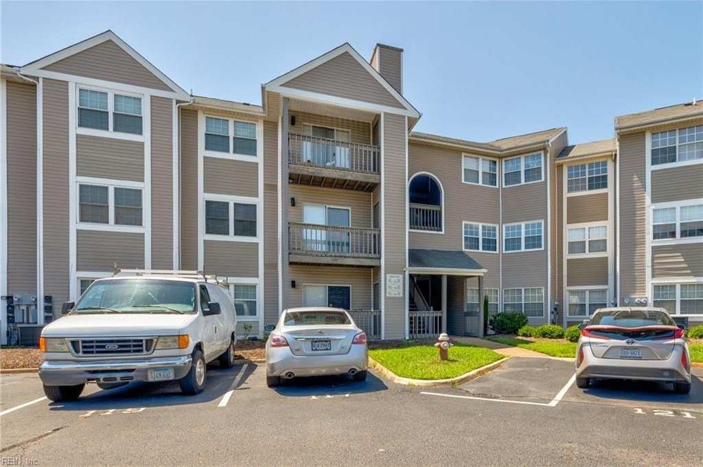 121 Cape Dorey Drive