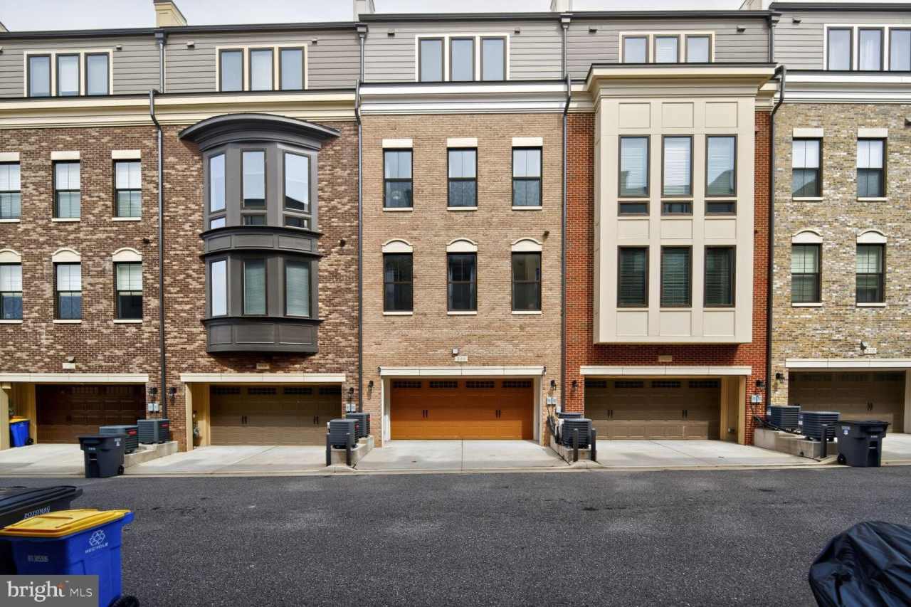 506 RIVERSAIL Lane unit: 435