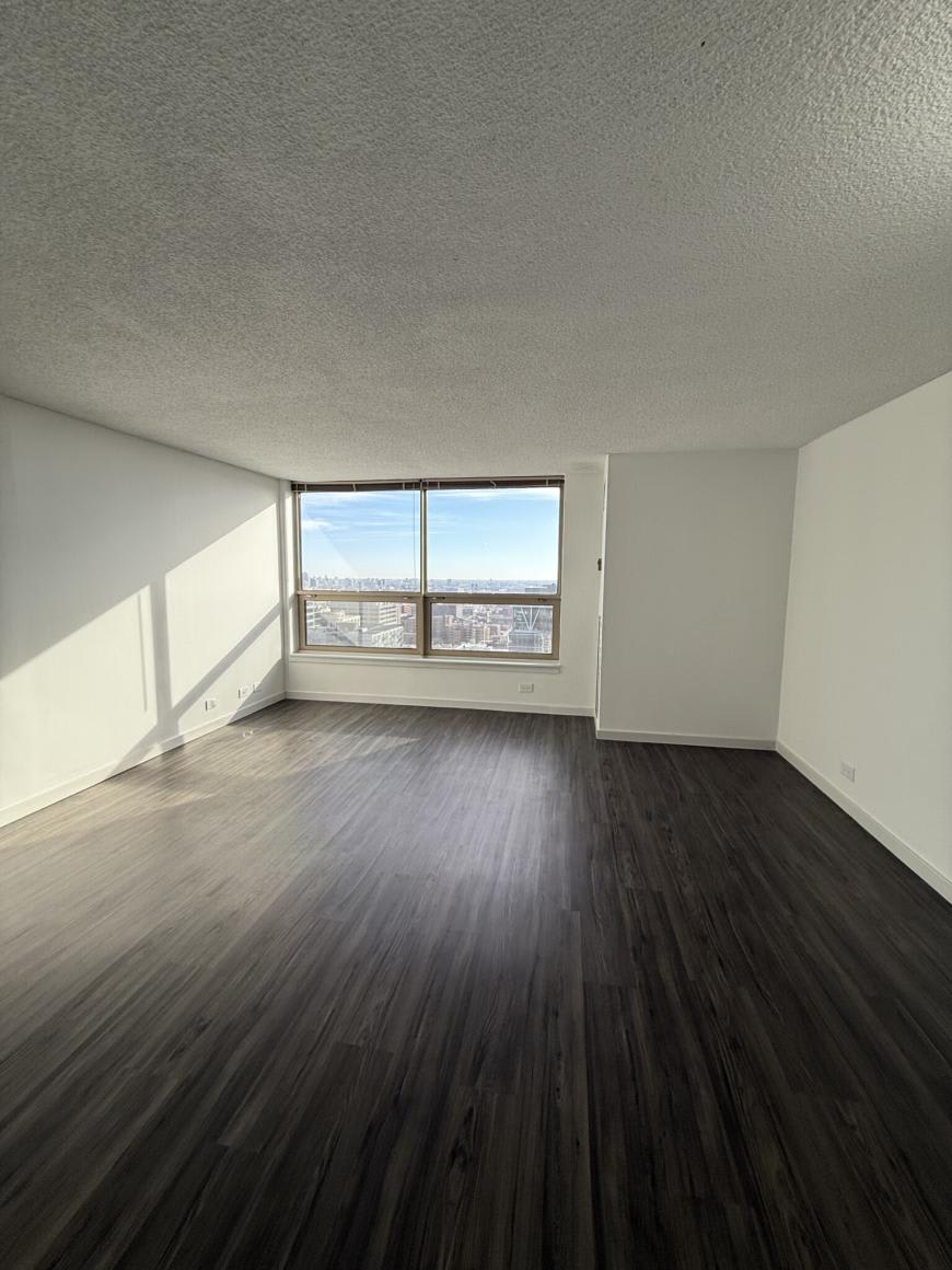 550-570 West Monroe St.