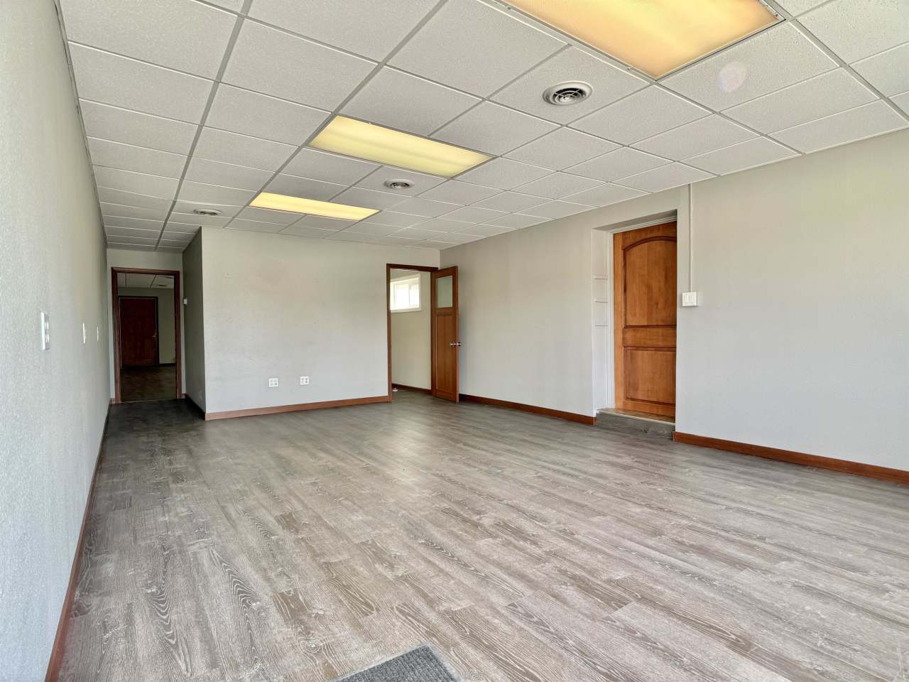 702 E. Main St. Suite 101