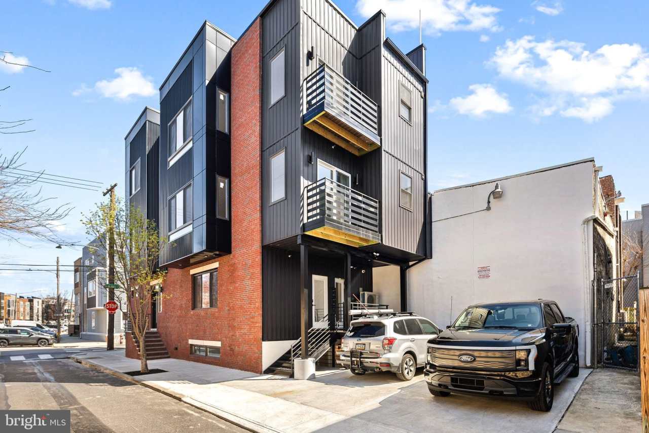 2144 E NORRIS STREET