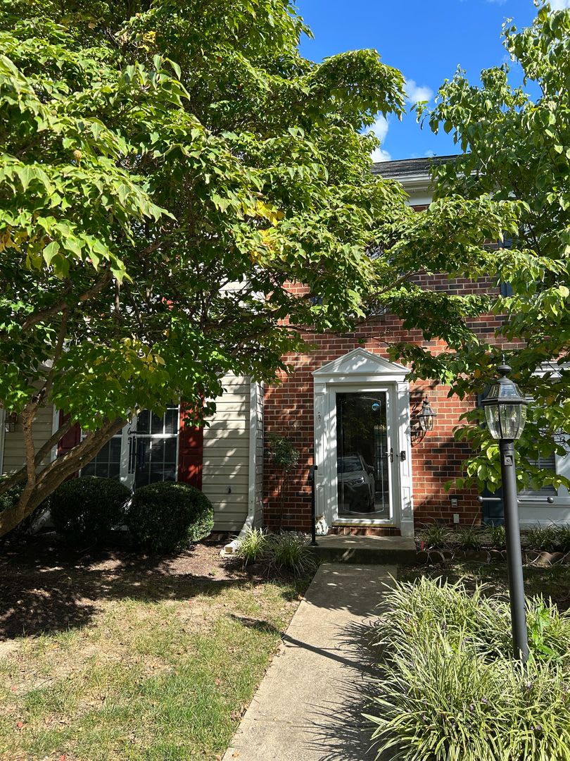 Welcome to 3063 Montfort Loop in the highly sought-after Pemberton Oaks community!