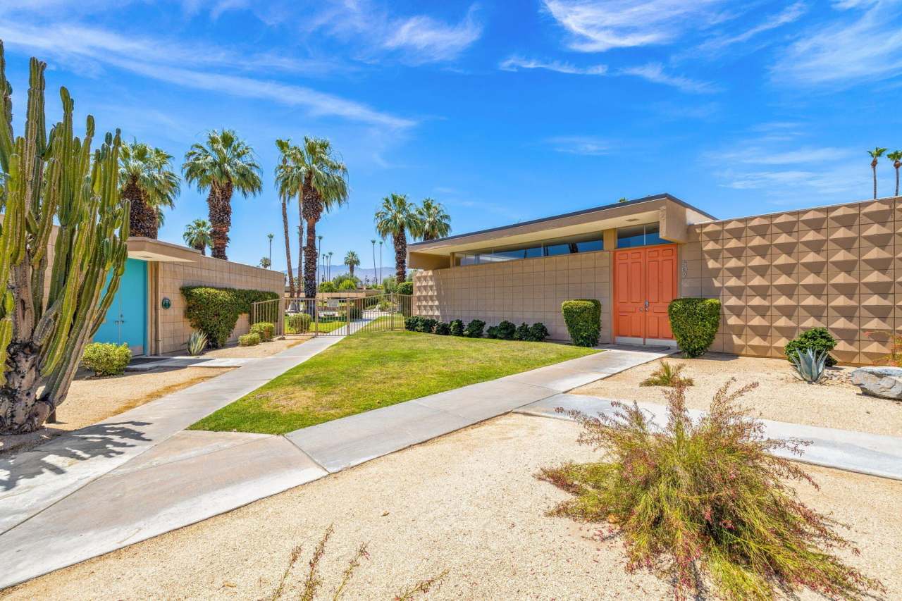 72857 El Paseo unit: 502