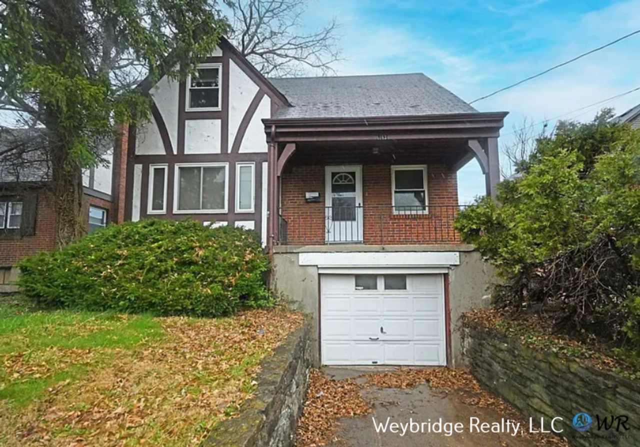 COMING SOON! Cozy 2BD 1BTH Cape Cod in College Hill