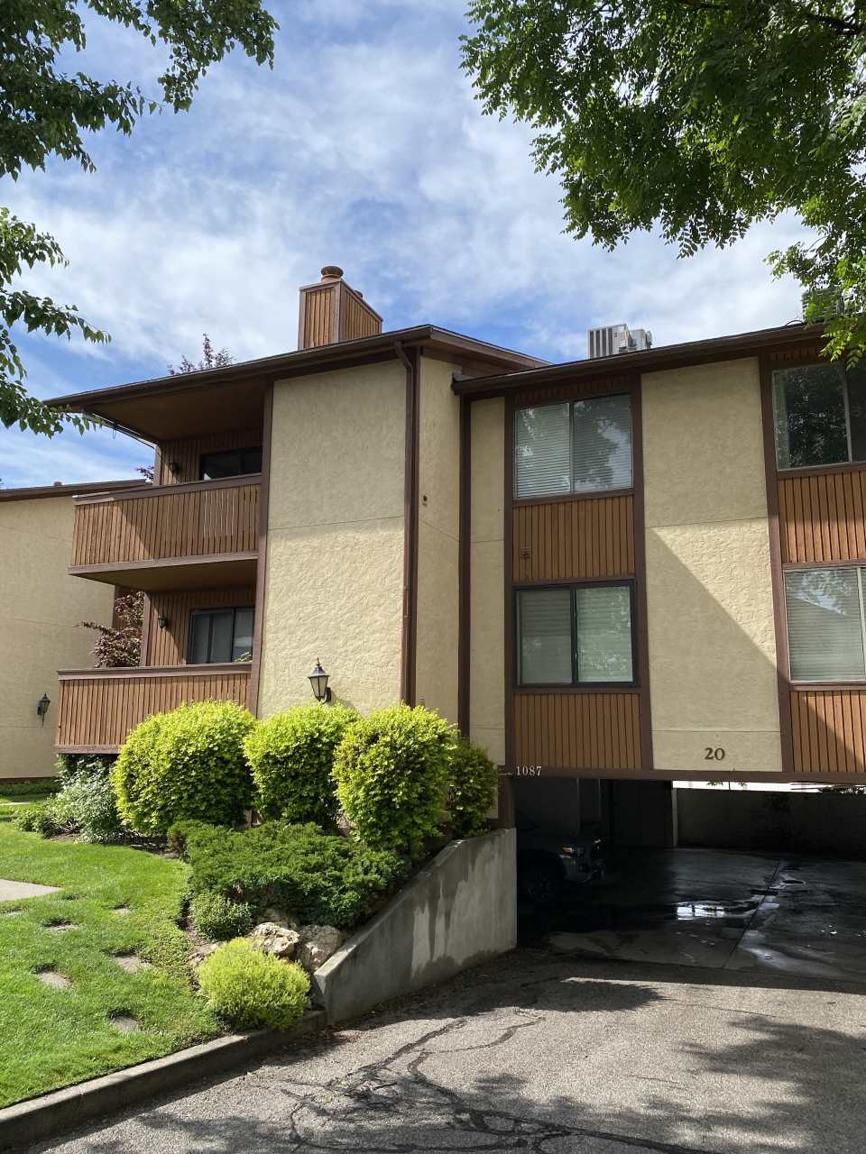 1087 Countrywoods Circle