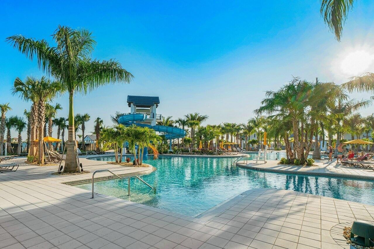 5160 Willow Creek Drive